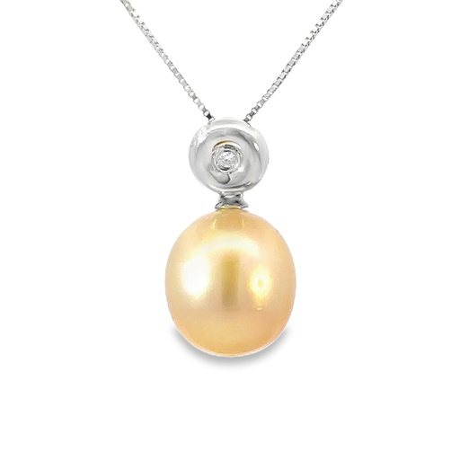 [29454/22577] South Sea Pearl Pendant With Diamond Set Above In 18K