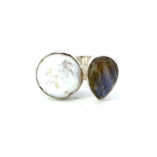 [29026SMWSRLABFWP] Labradorite And Freshwater Pearl Ring In Sterling Silver