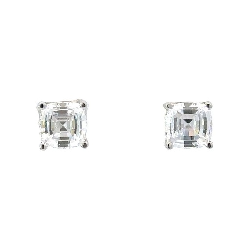 [22917] Cushion Cut Cubics In A Claw Setting In Sterling Silver