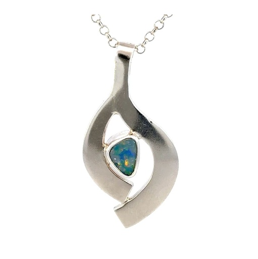 [29578JCSP5opal] Pendant With An Australian Opal Centre In Sterling Silver