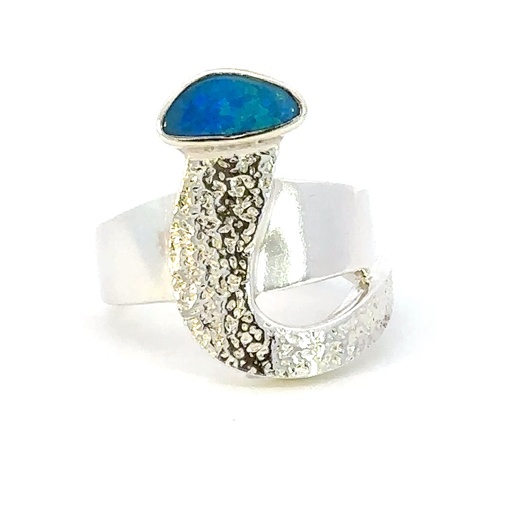 [29576JCSROPBLGR] Opal Ring In Sterling Silver With A Hammered Finish