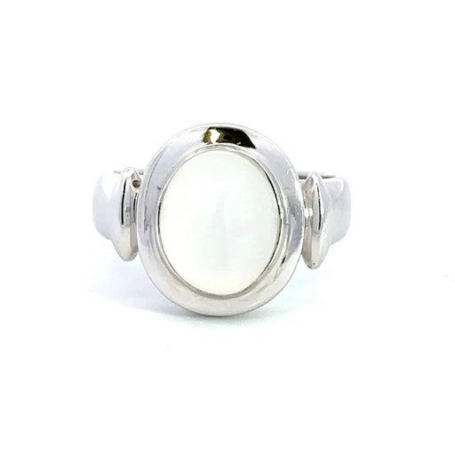 [20678] Moonstone Ring With Marquise Detail In 9K White Gold
