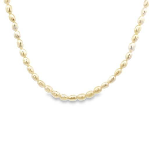 [000574] Pure Elegance: Delicate Freshwater Pearl Necklace