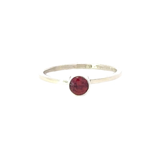 [000726] Garnet Set in Sterling Silver