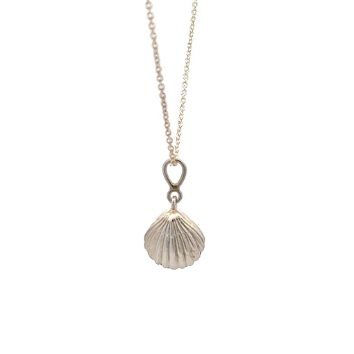 [000745] Sterling Silver Cockleshell Pendant