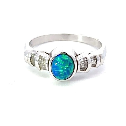 [000856] Opal Ring with Diamonds | 18K Gold