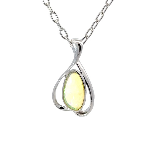 [000895] Elegant 14K Pendant With Radiant Crystal Opal