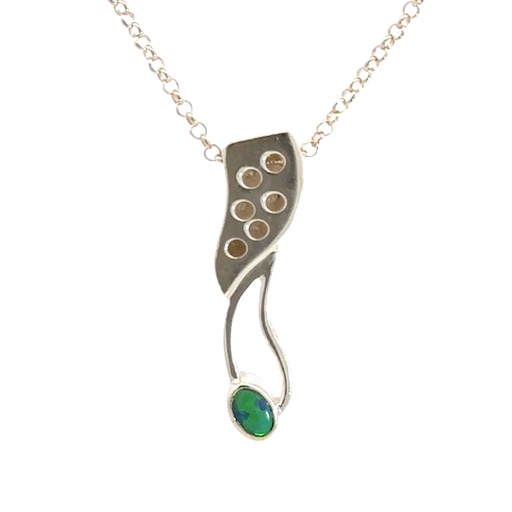 [000951] Australian Opulence & Artisanal Finesse Opal Pendant