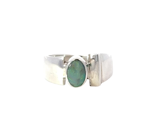 [001100] Pale Green & White Aussie Opal In Sterling Silver Ring