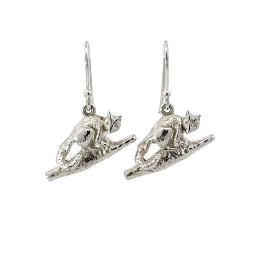 [001104] Sterling Silver Tree Kangaroo Earrings