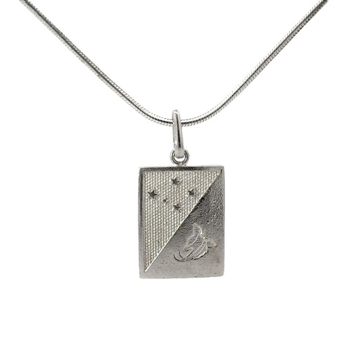 [001108] Sterling Silver PNG Flag Pendant