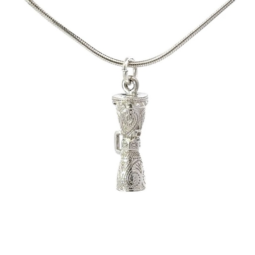 [001125] Sterling Silver Kudo Drum Pendant