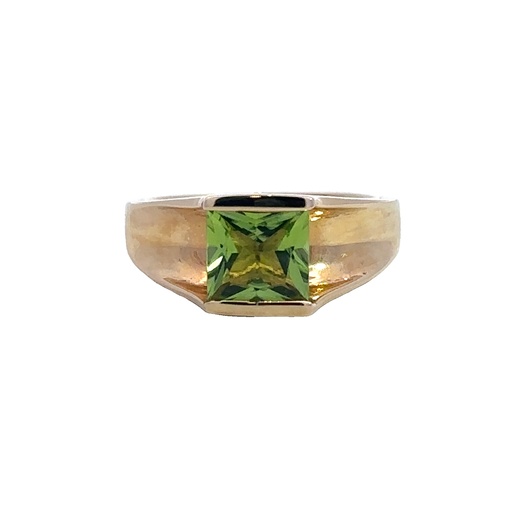 [002052] Peridot 14K Yellow Gold Ring