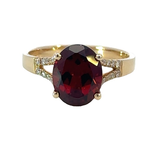 [002058] Garnet with Diamond 14ct Yellow Gold Ring